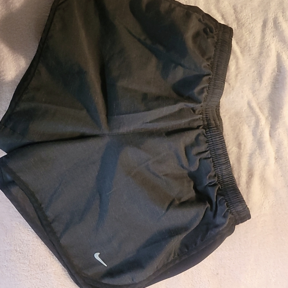 Youth girls Nike shorts XL